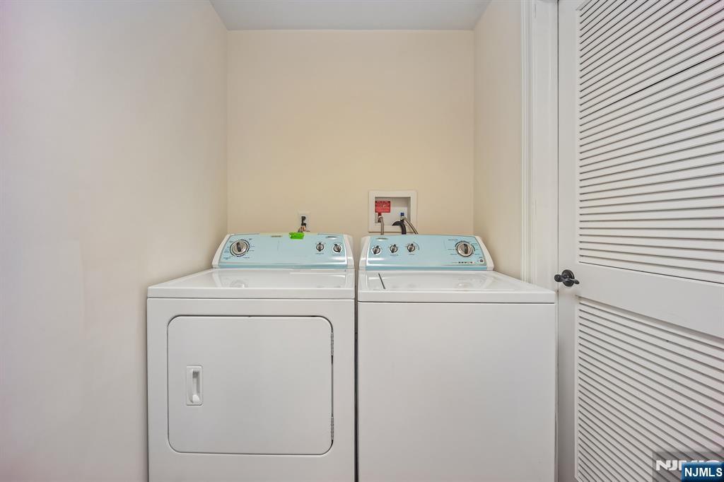 39 Grove Street, Unit B Tenafly, NJ 07670 - Photo 21 of 24