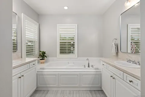 $1,450,000 | 8400 Reagan Gn, San Diego, CA 92127