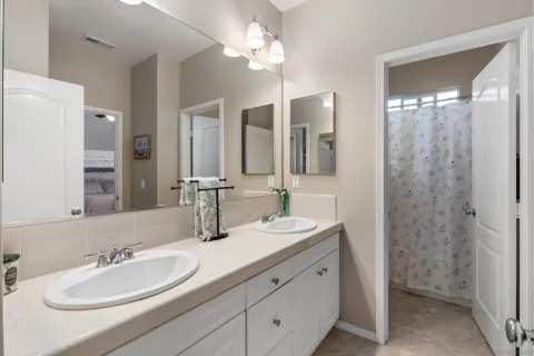 $1,450,000 | 8400 Reagan Gn, San Diego, CA 92127