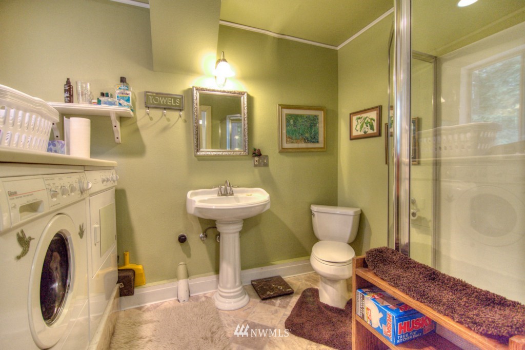4702 200th Street Southeast Bothell, WA 98012 - Photo 14 of 18