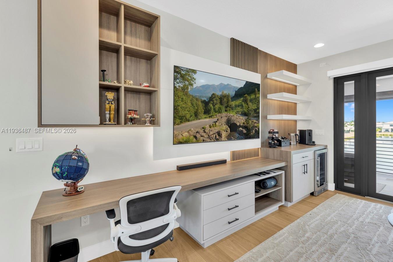 20310 Whistling Straits Way Boca Raton, FL 33434 - Photo 26 of 73 a kitchen with a stove and a sink