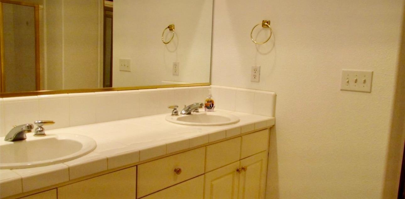 137 Twins Court Reedley, CA 93654 - Photo 6 of 13 Gallery Image 6