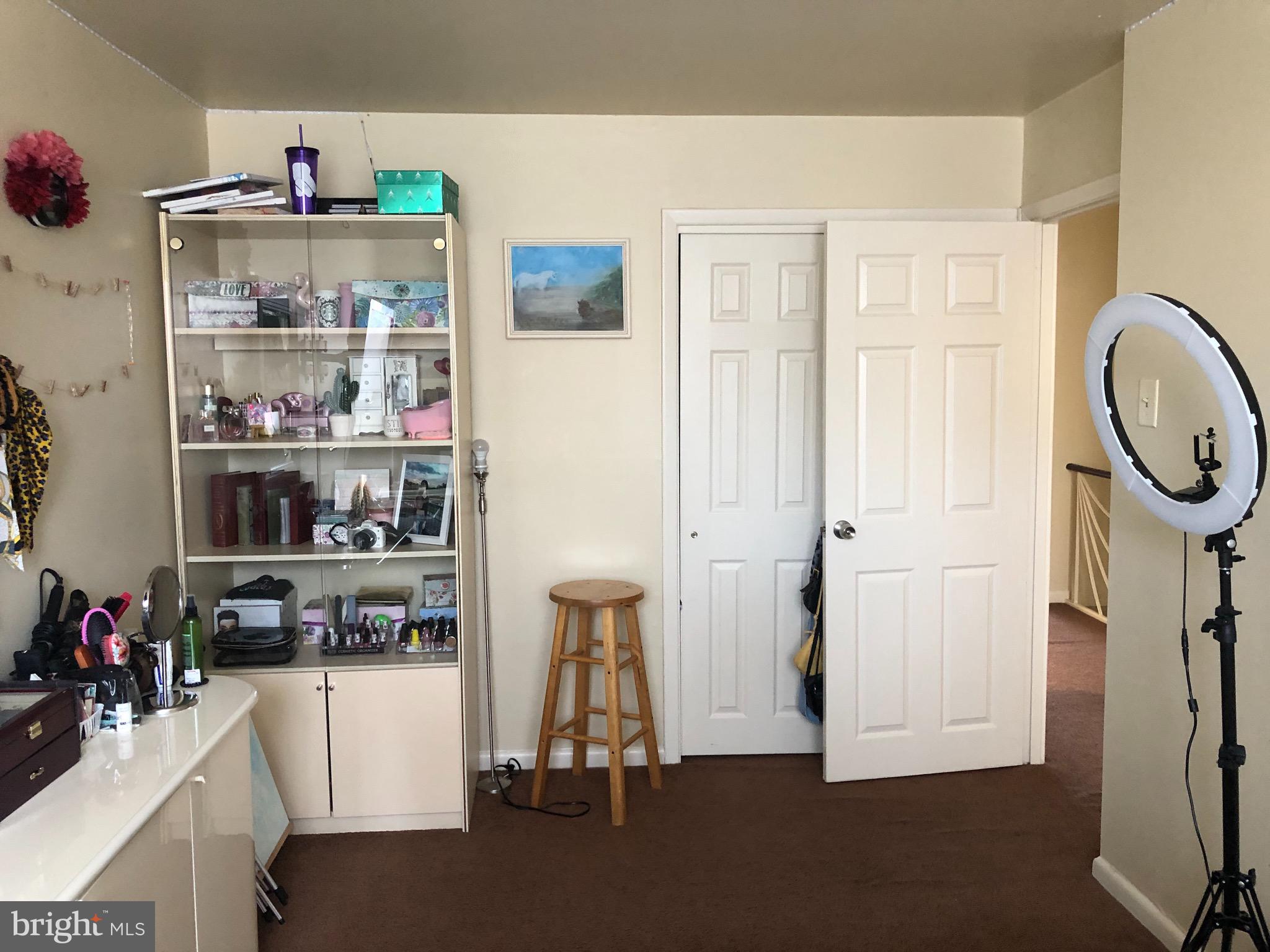 2875 Angus Road Philadelphia, PA 19114 - Photo 12 of 31