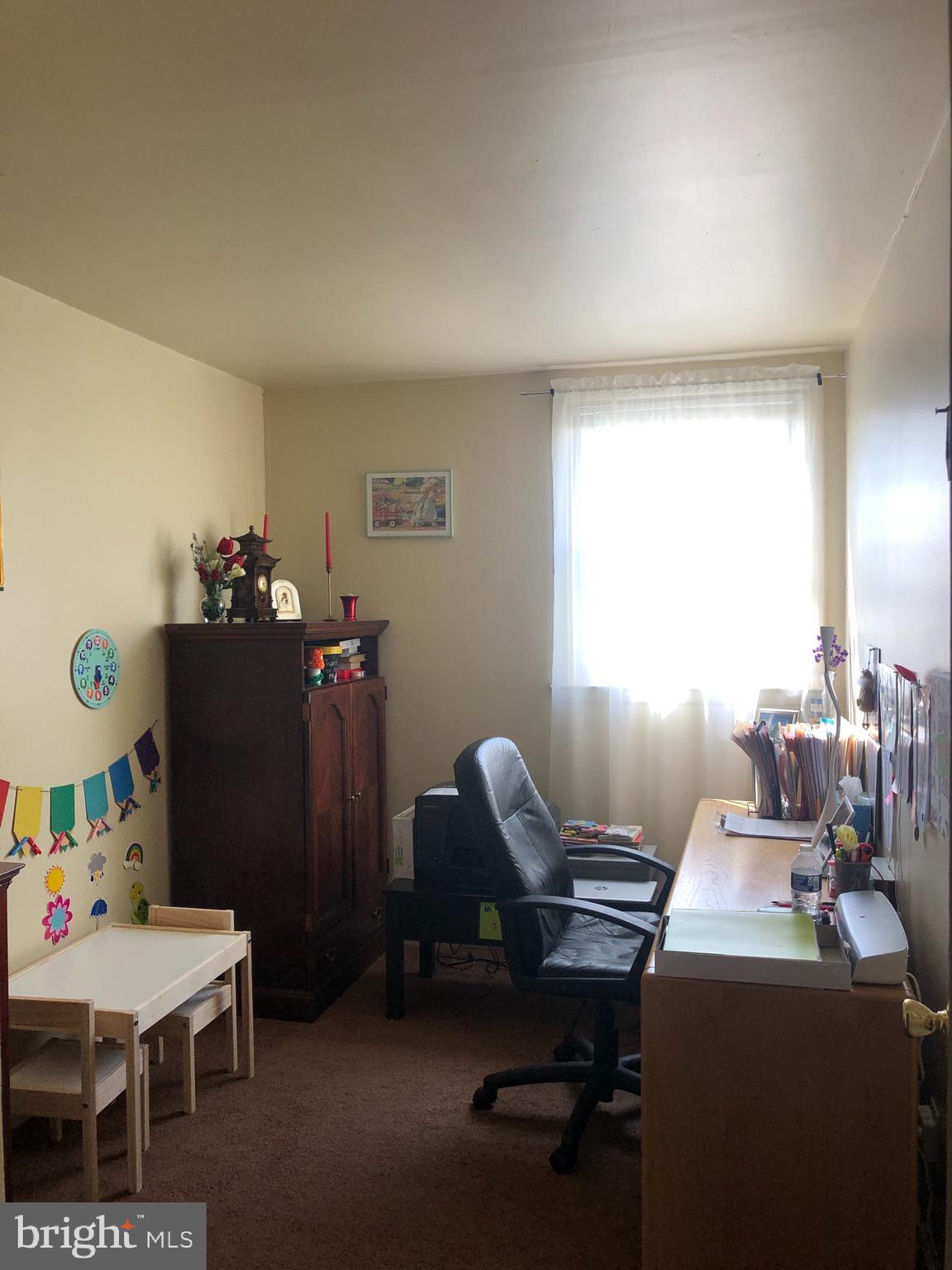 2875 Angus Road Philadelphia, PA 19114 - Photo 13 of 31