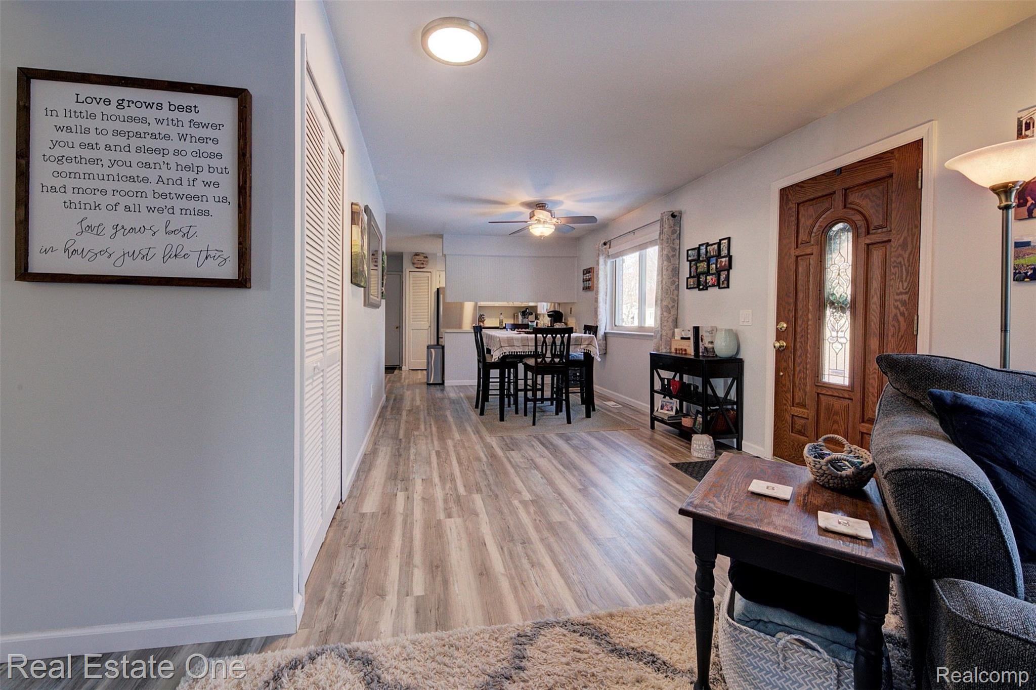 715 Glenwyth Road Brighton, MI 48116 - Photo 31 of 49 Living Room Front Entry Dining Room