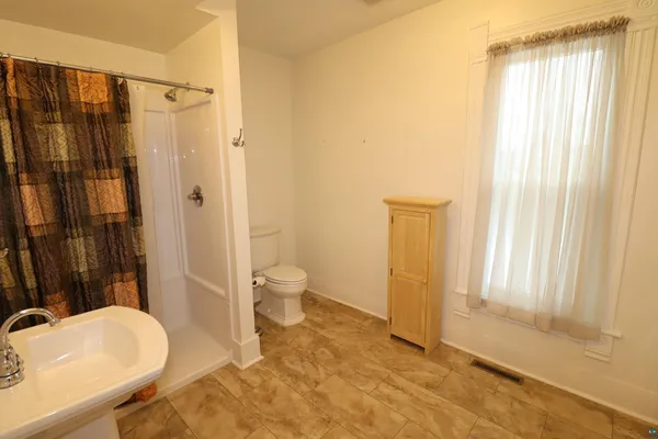 $259,900 | 922 Vaughn Avenue, Ashland, WI 54806