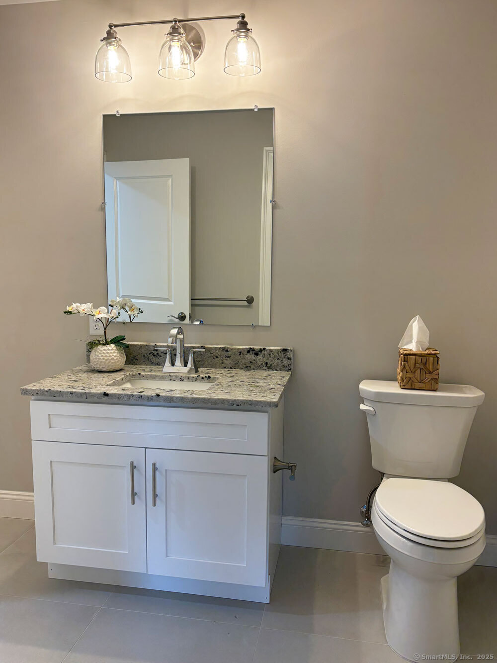 1916 Post Road Fairfield, CT 06824 - Photo 5 of 7