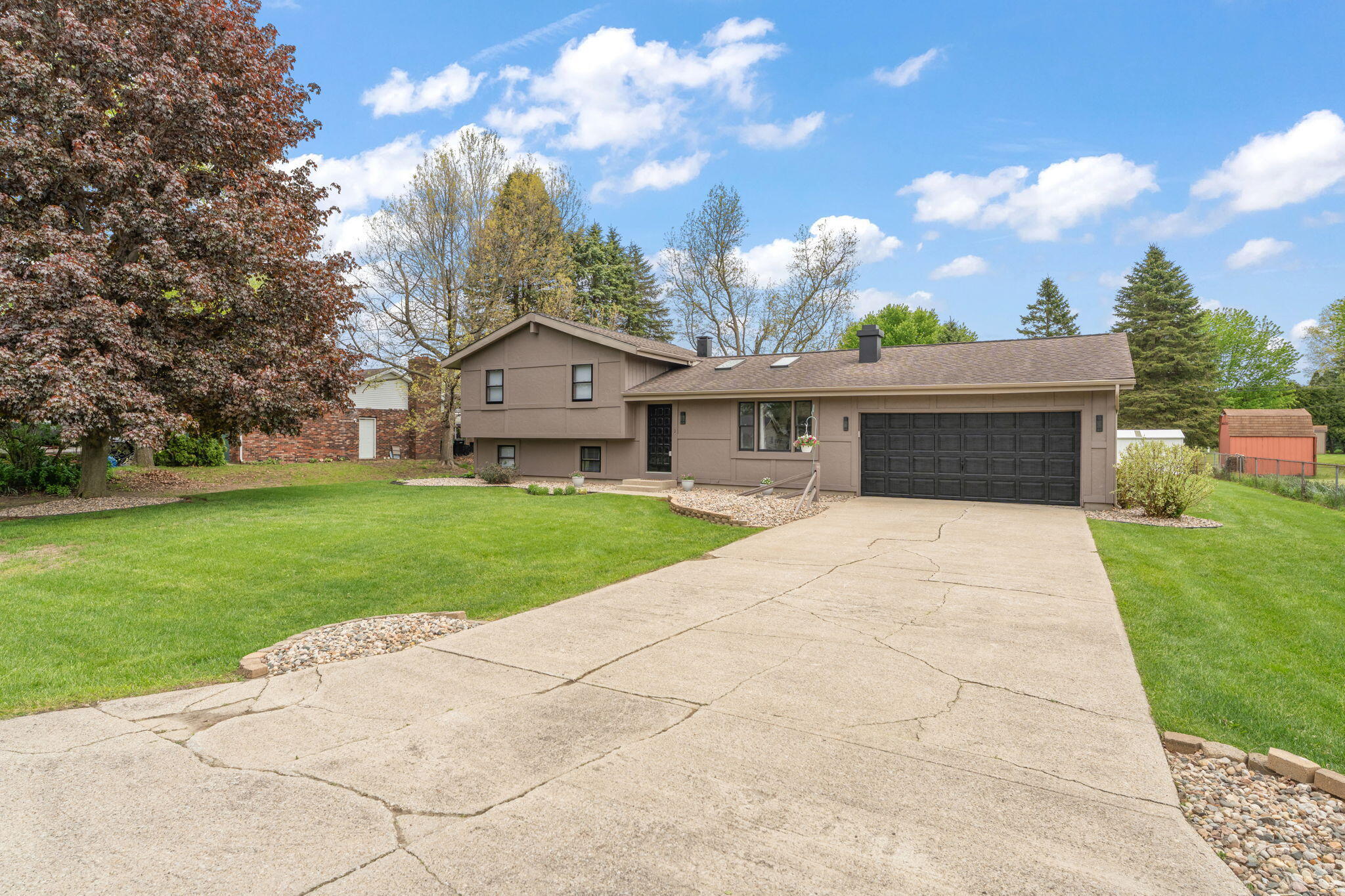 55944 Buckeye Road Mishawaka, IN 46545 - Photo 29 of 38 2048x1365
