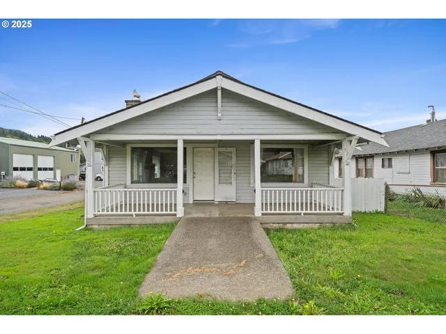 $398,000 | 308 1st Street, Garibaldi, OR 97118