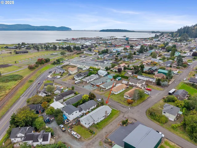 $398,000 | 308 1st Street, Garibaldi, OR 97118