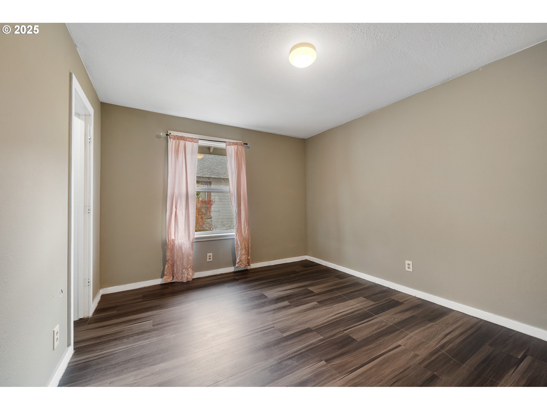 308 1st Street Garibaldi, OR 97118 - Photo 22 of 31