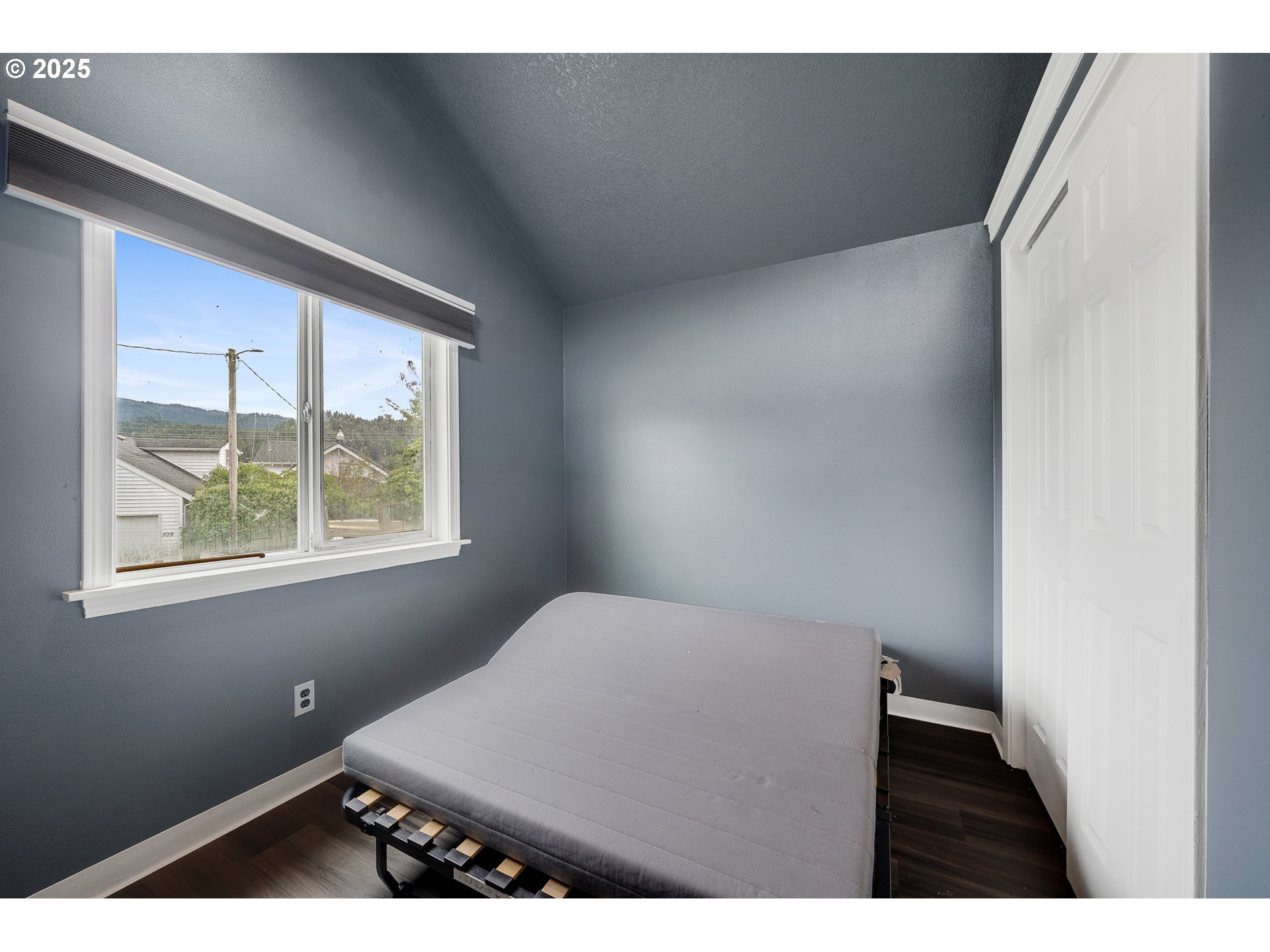 308 1st Street Garibaldi, OR 97118 - Photo 26 of 31