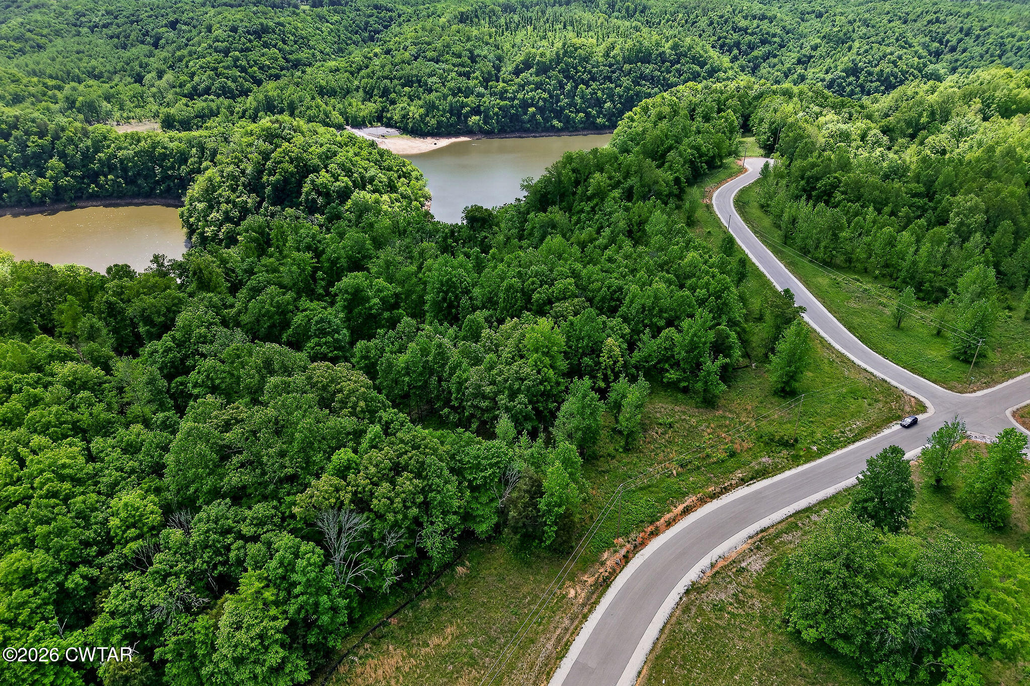 5881 Canoe Way Baxter, TN 38544 - Photo 8 of 19 DJI_20260429002216_0039_D