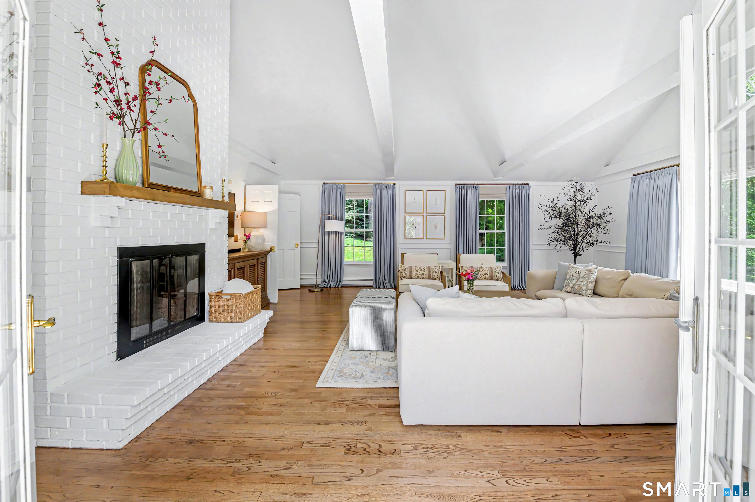 15 Hull Place Ridgefield, CT 06877 - Photo 7 of 38 Gallery Image 7