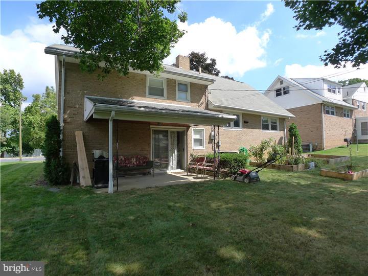 512 Snyder Road Reading, PA 19609 - Photo 21 of 22 Exterior Back