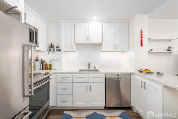 $3,600 | 403 Main Street, Unit 805N, San Francisco, CA 94105