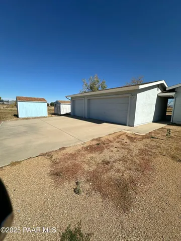 a view of a outdoor space