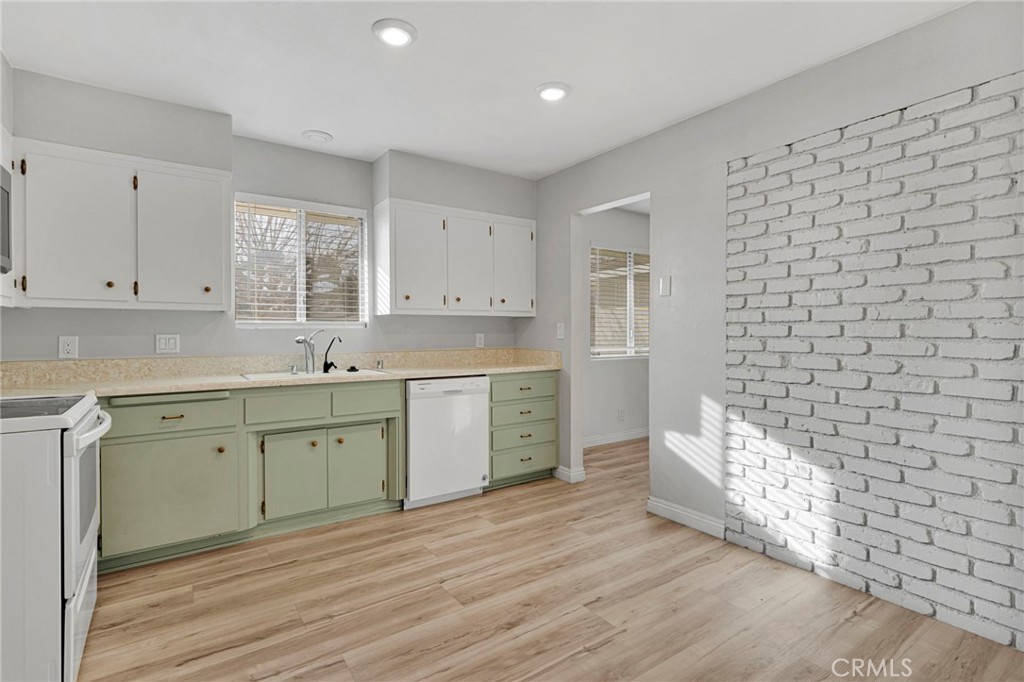 14866 Nokomis Road Apple Valley, CA 92307 - Photo 14 of 55