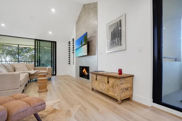 $1,175,000 | 1000 North Us Highway, Unit JA301, Jupiter, FL 33477