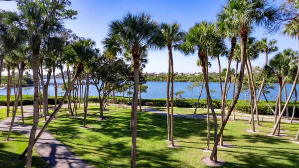 $1,175,000 | 1000 North Us Highway, Unit JA301, Jupiter, FL 33477
