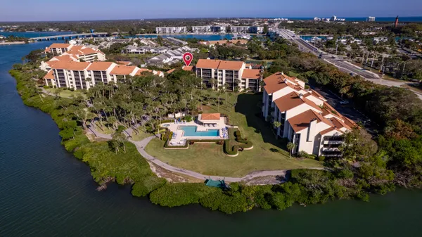 $1,175,000 | 1000 North Us Highway, Unit JA301, Jupiter, FL 33477