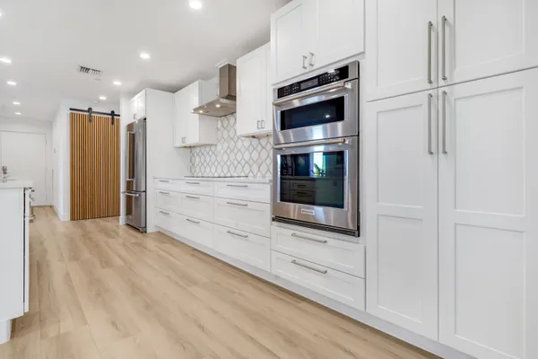 $1,175,000 | 1000 North Us Highway, Unit JA301, Jupiter, FL 33477