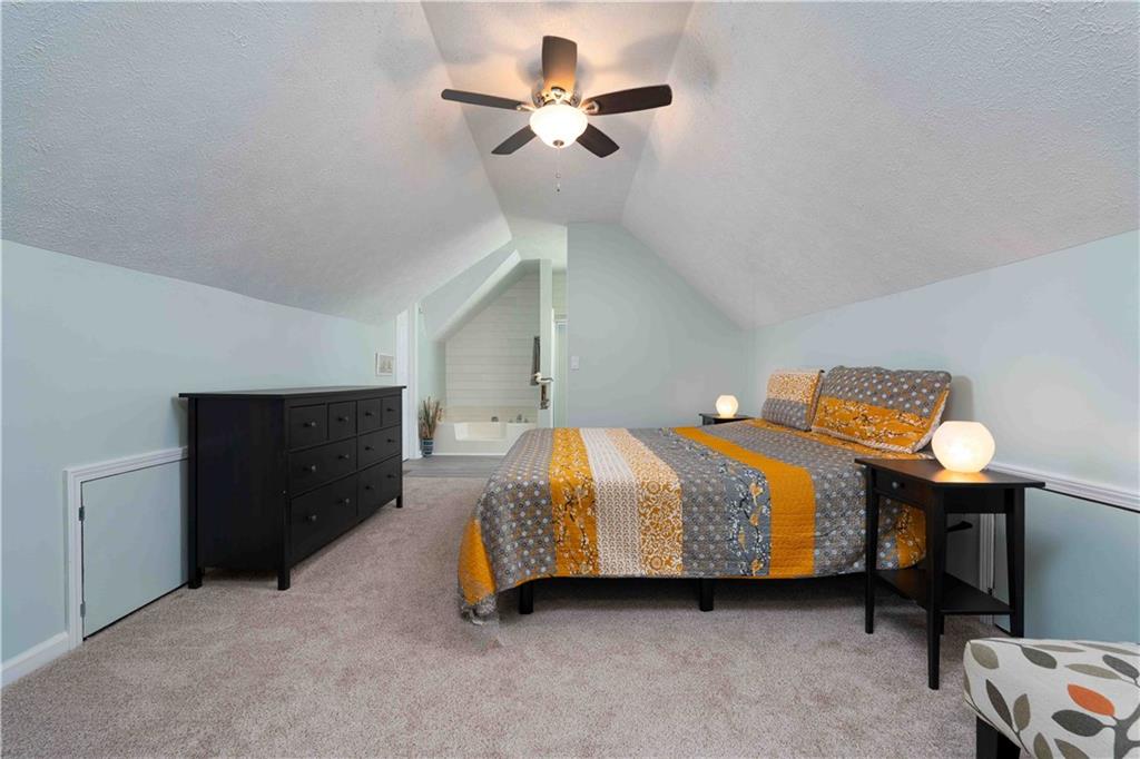 204 Randy Lane Coraopolis, PA 15108 - Photo 22 of 25 Gallery Image 22