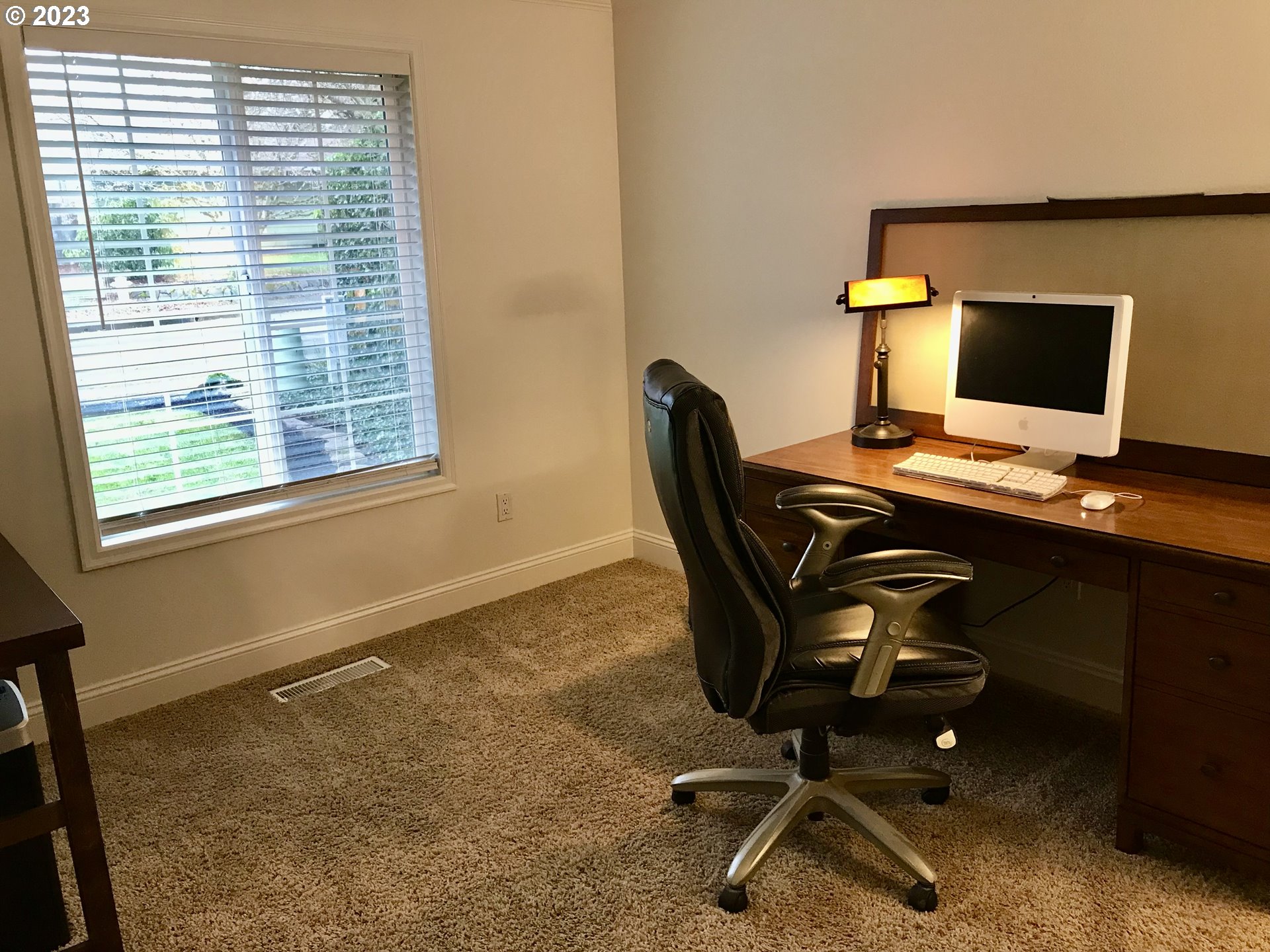 7175 Southwest 173rd Avenue Beaverton, OR 97007 - Photo 16 of 20 a view of a workspace with furniture