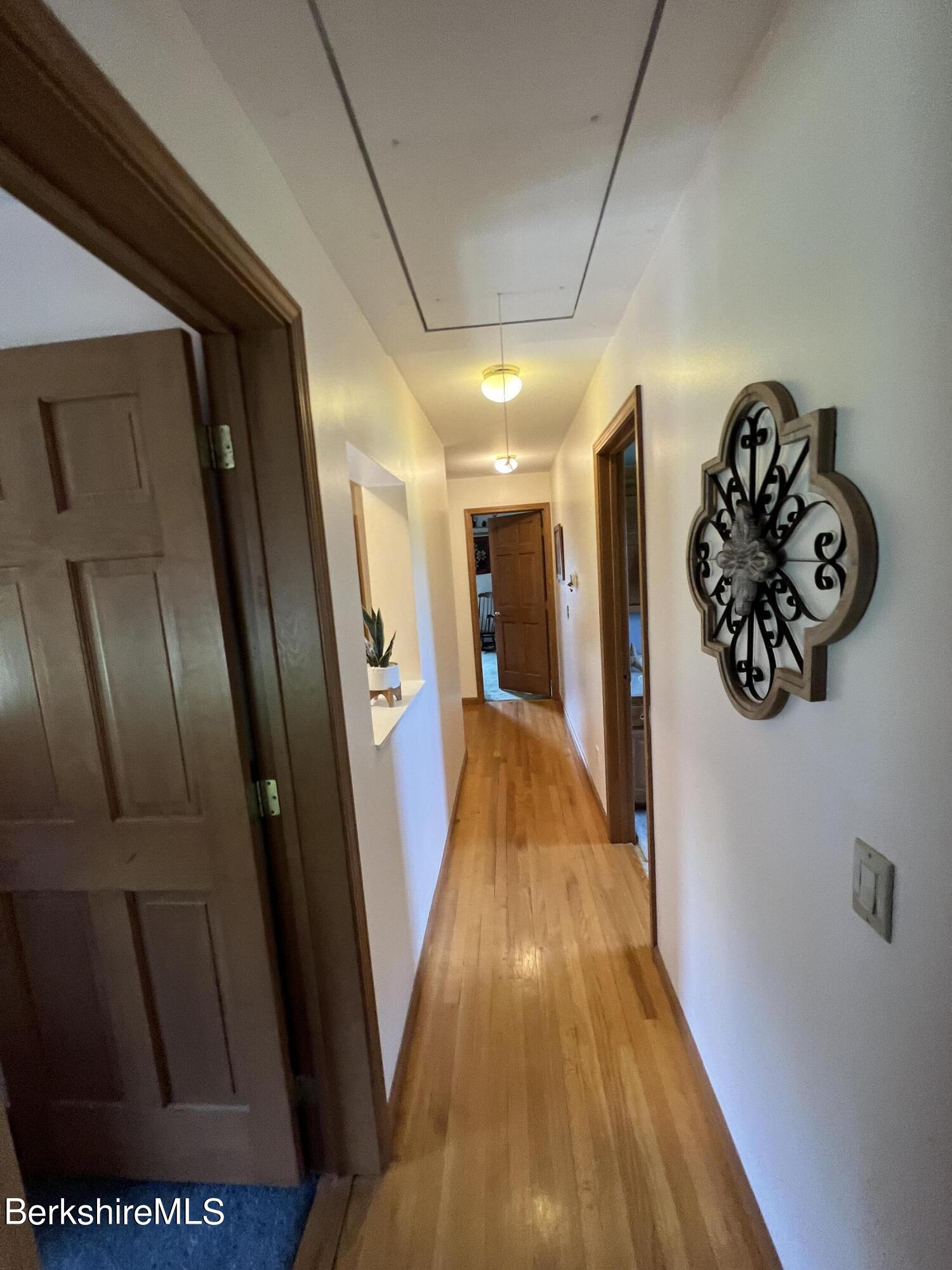 140 Hill Cemetery Road Windsor, MA 01270 - Photo 14 of 34 Upstairs Hallway