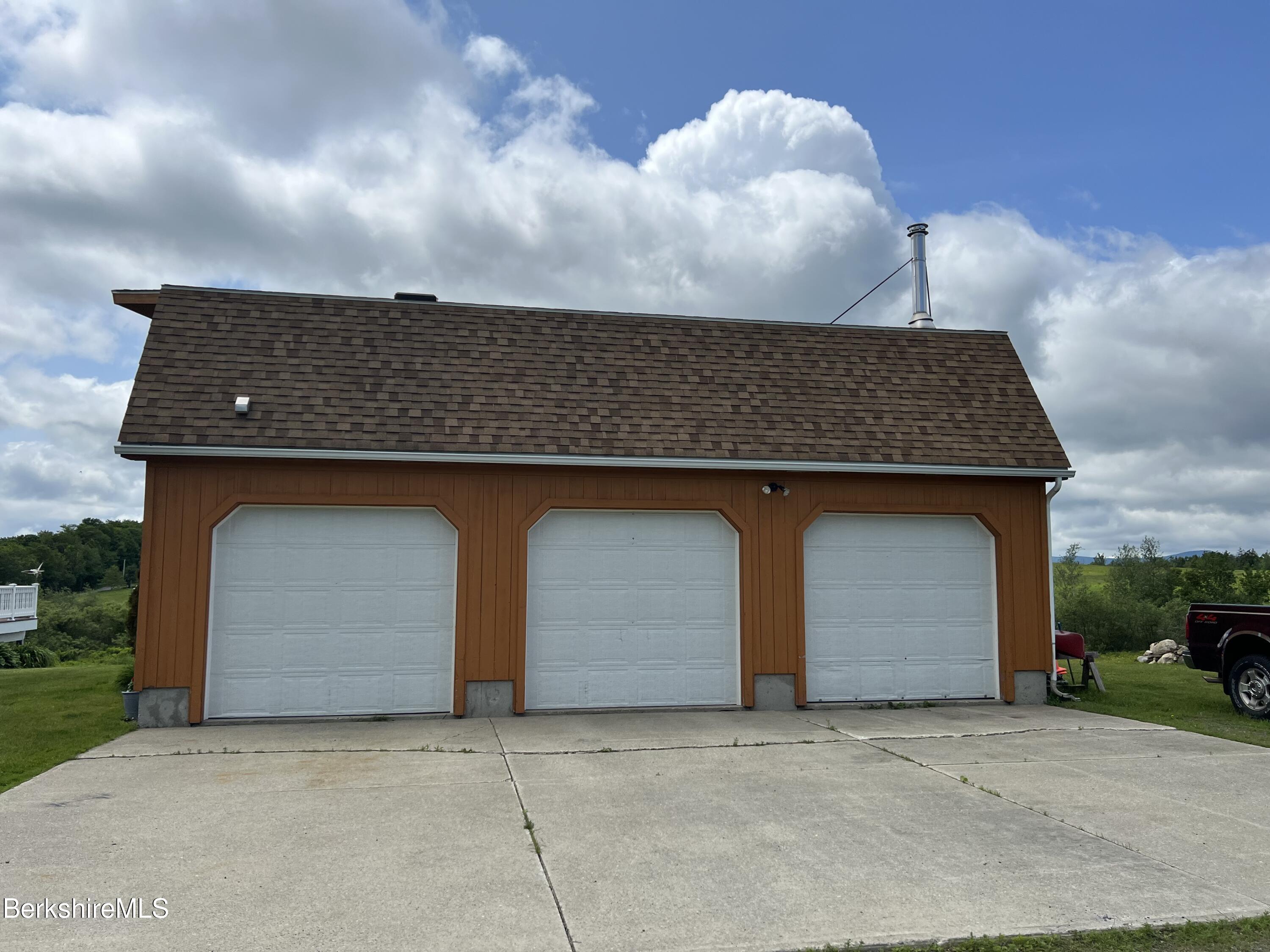 140 Hill Cemetery Road Windsor, MA 01270 - Photo 21 of 34 3 Car Garage