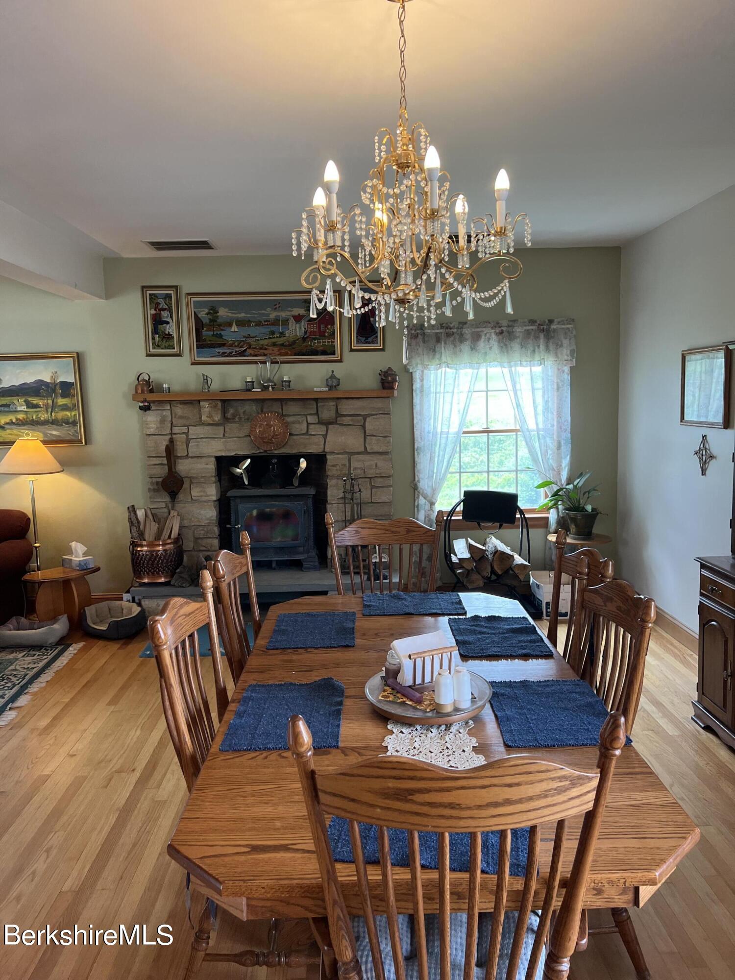 140 Hill Cemetery Road Windsor, MA 01270 - Photo 5 of 34 Dining