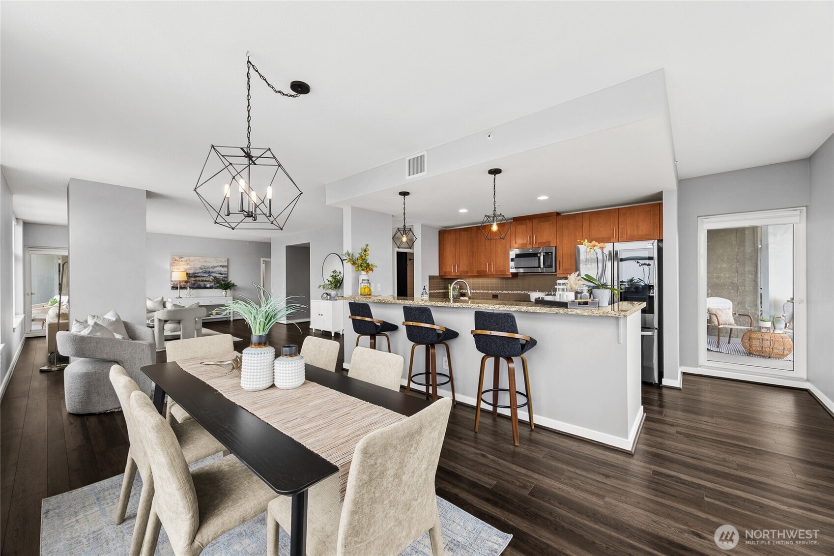 1515 Dock Street, Unit 704 Tacoma, WA 98402 - Photo 9 of 40