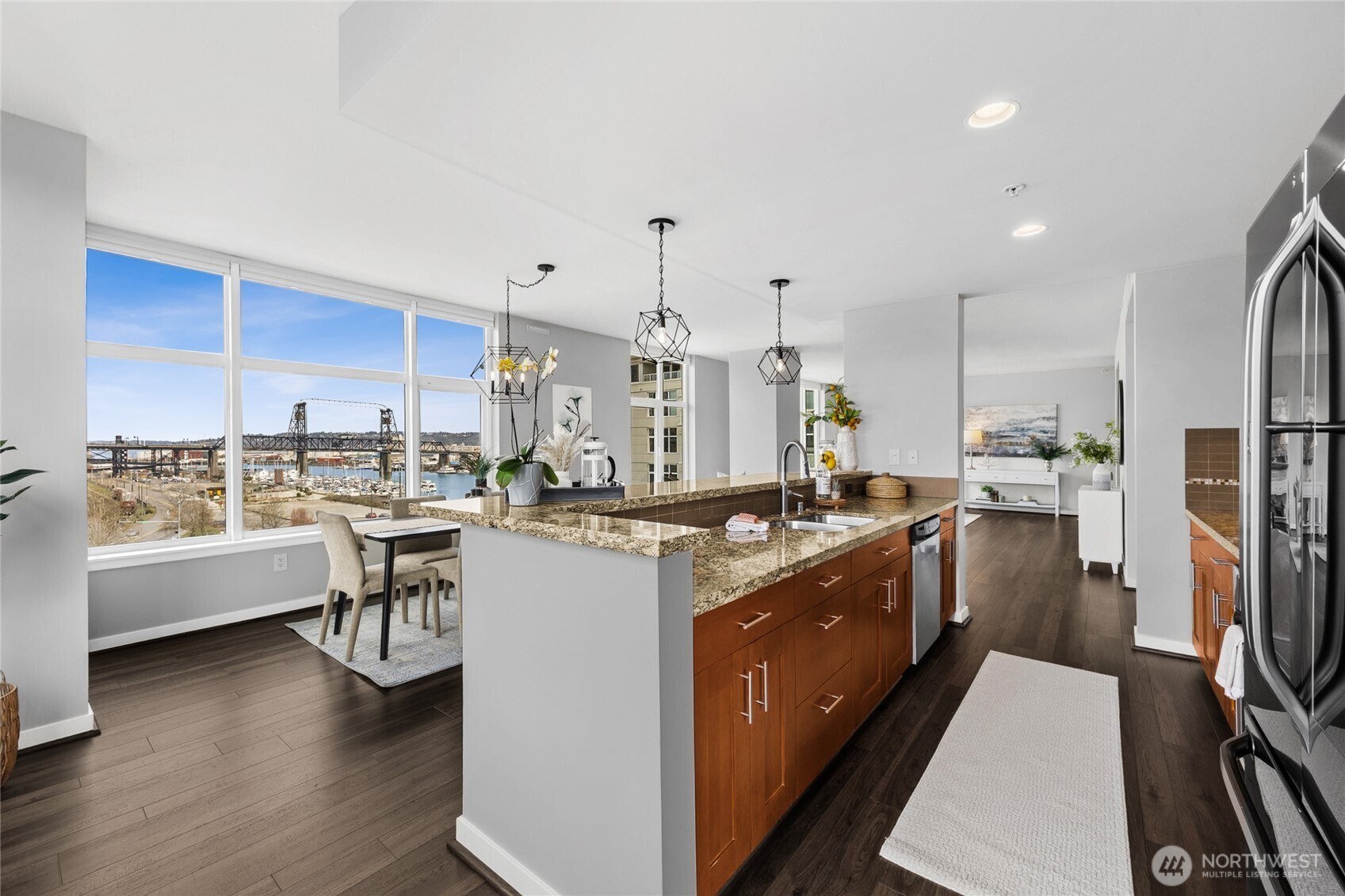 1515 Dock Street, Unit 704 Tacoma, WA 98402 - Photo 10 of 40