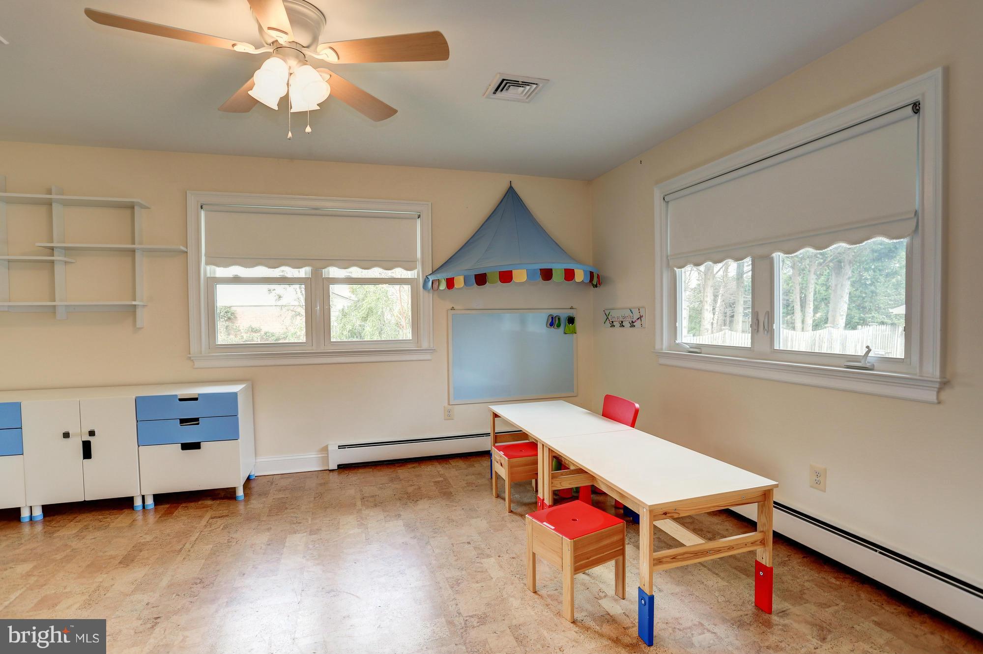 14001 Notley Road Silver Spring, MD 20904 - Photo 11 of 30 Family Room