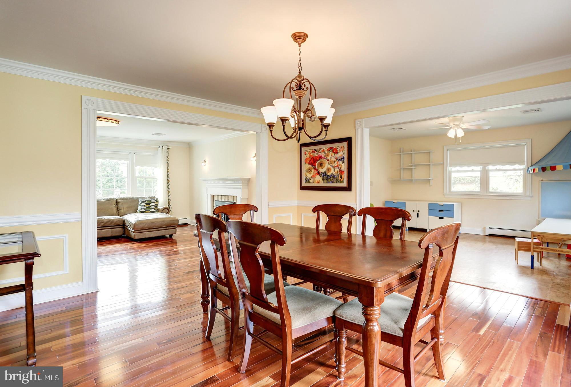 14001 Notley Road Silver Spring, MD 20904 - Photo 7 of 30 Dining Room