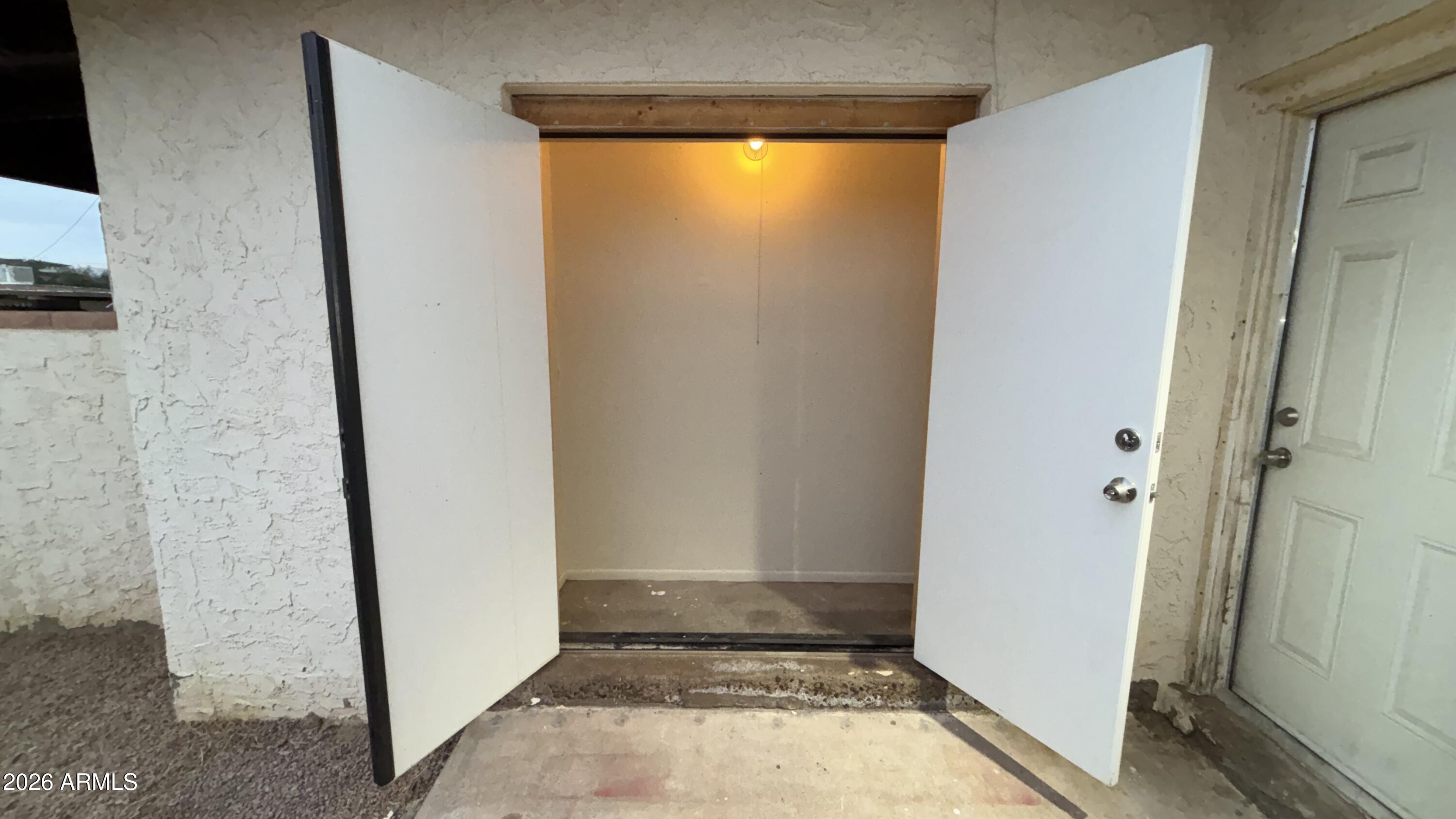 1301 West 3rd Street, Unit 3 Tempe, AZ 85281 - Photo 13 of 16 a view of an empty room