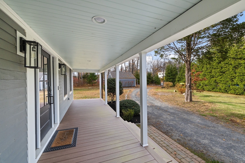348 Main Street Norwell, MA 02061 - Photo 31 of 42 a view of a porch