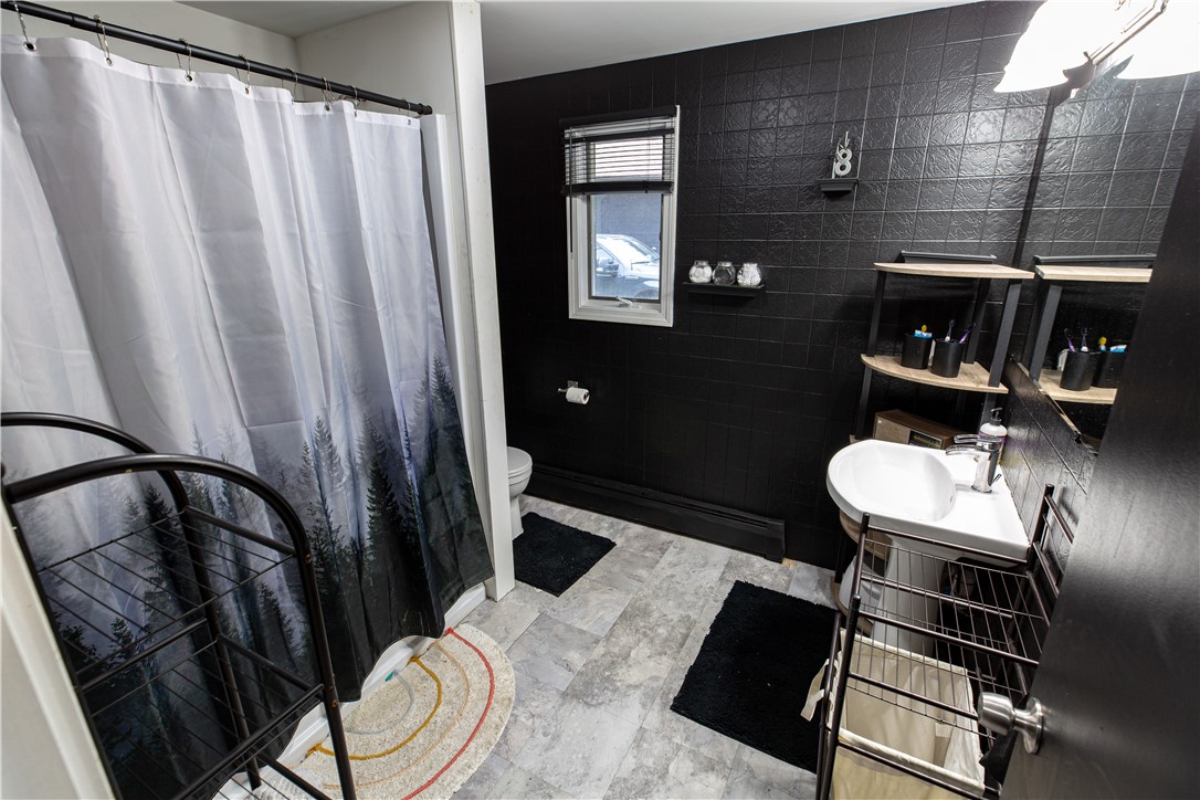 981 Ten Rod Road Exeter, RI 02822 - Photo 13 of 32 Full Bathroom