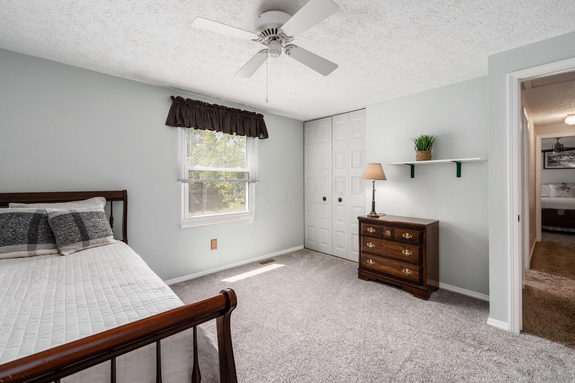 3889 Ramblehurst Road Columbus, OH 43221 - Photo 30 of 46 030_7b38_Y Ramblehurst Rd-064