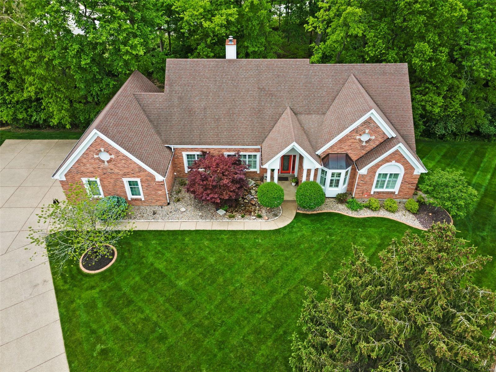 79 Greensburg Weldon Spring, MO 63304 - Photo 2 of 59