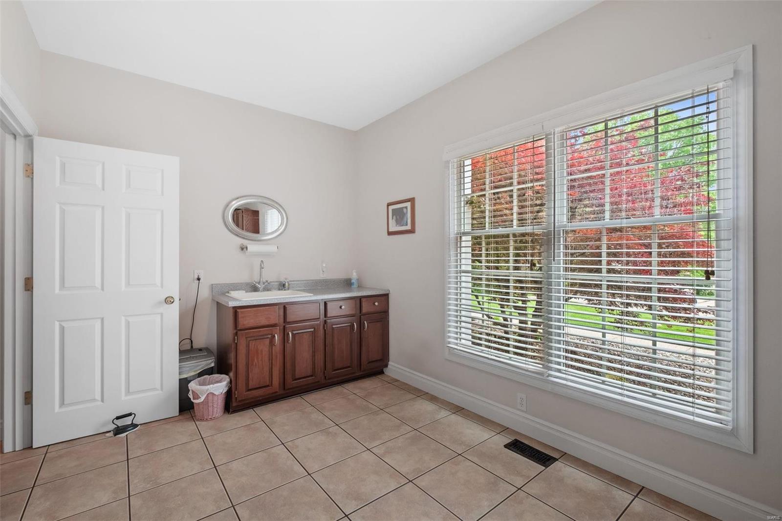 79 Greensburg Weldon Spring, MO 63304 - Photo 21 of 59