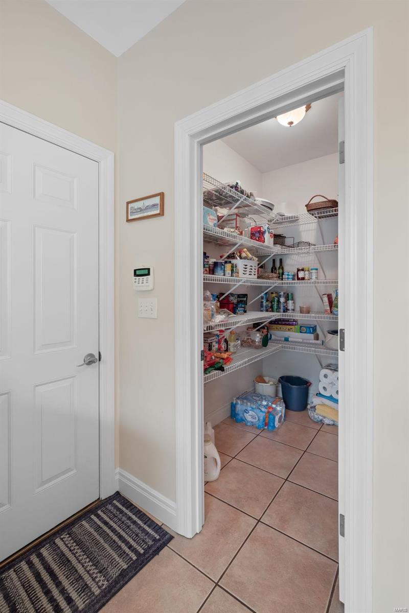 79 Greensburg Weldon Spring, MO 63304 - Photo 22 of 59