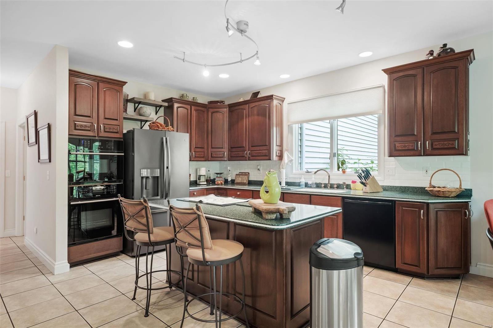 79 Greensburg Weldon Spring, MO 63304 - Photo 6 of 59