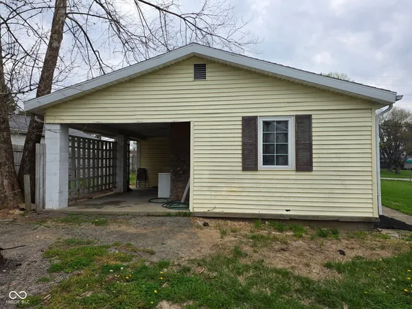 $165,000 | 353 Hickory Drive, Connersville, IN 47331