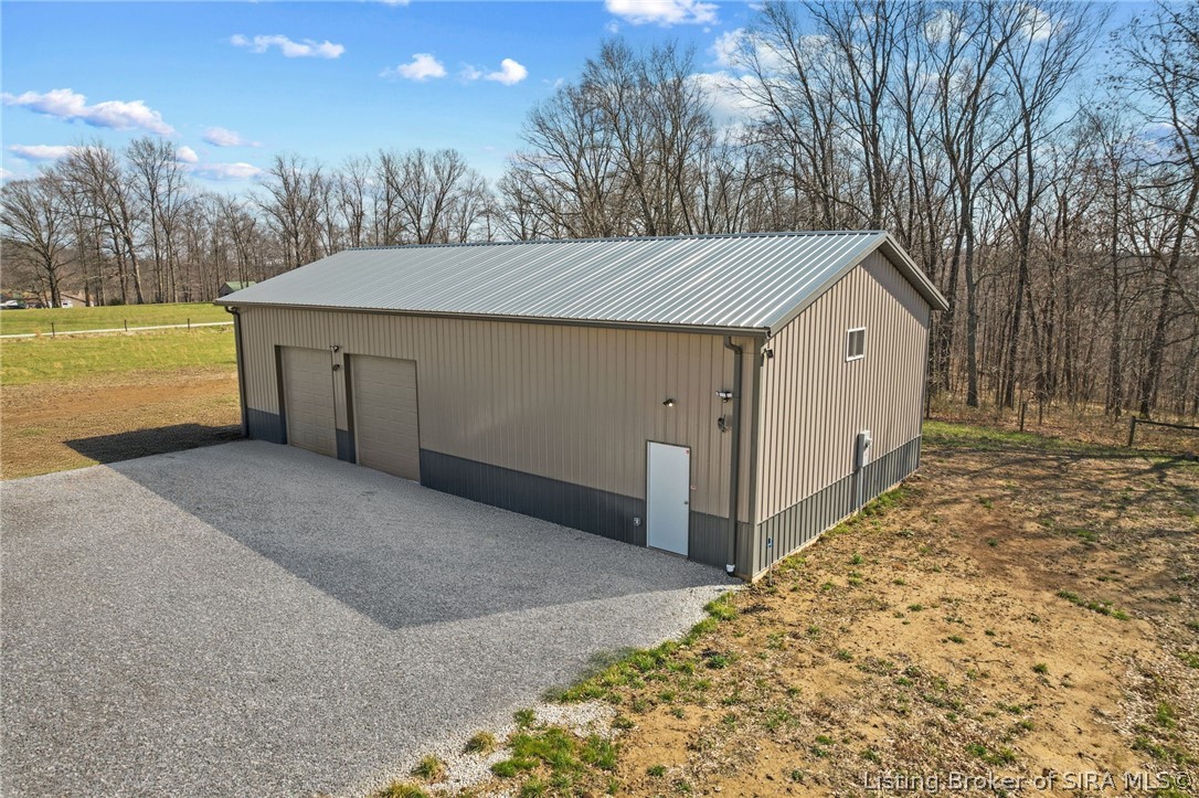 8172 East Ash Road Bloomfield, IN 47424 - Photo 11 of 37