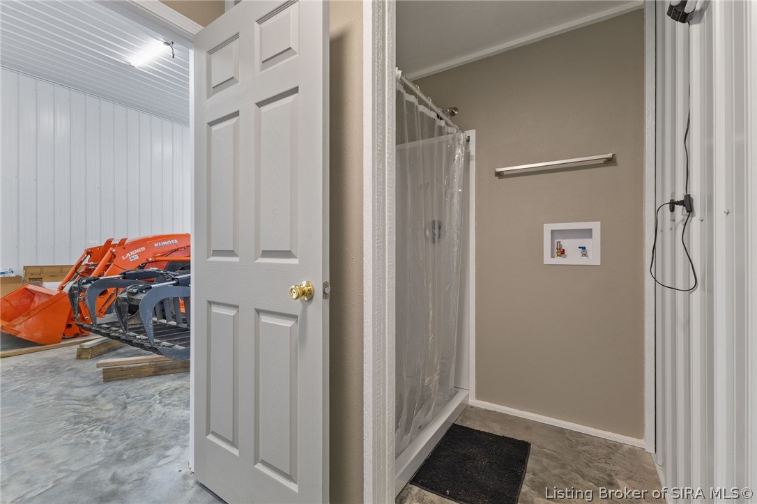 8172 East Ash Road Bloomfield, IN 47424 - Photo 17 of 37