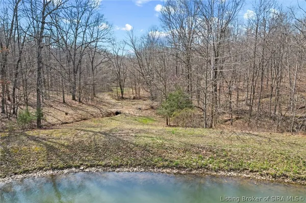 $575,000 | 8172 East Ash Road, Bloomfield, IN 47424