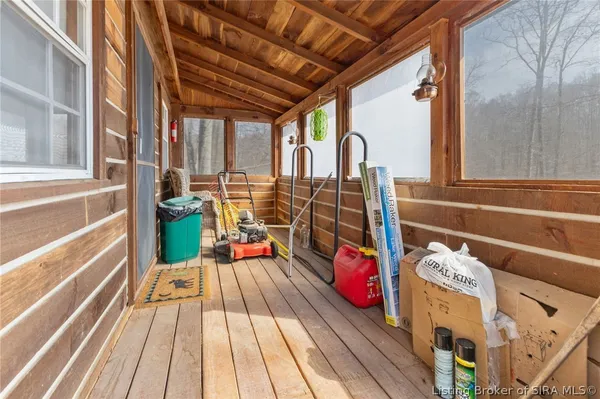 $575,000 | 8172 East Ash Road, Bloomfield, IN 47424