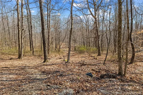 $575,000 | 8172 East Ash Road, Bloomfield, IN 47424