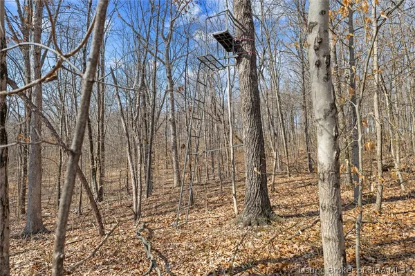 $575,000 | 8172 East Ash Road, Bloomfield, IN 47424